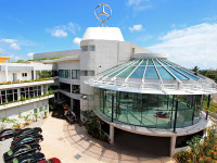 DIMO 800: Mercedes-Benz Centre of Excellence, CMB